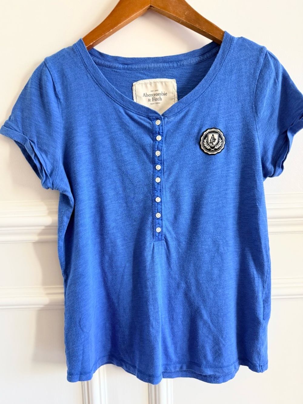 Abercrombie & Fitch Women Shirt Royal Blue Tee Appliqué Button Top Y2K Size M